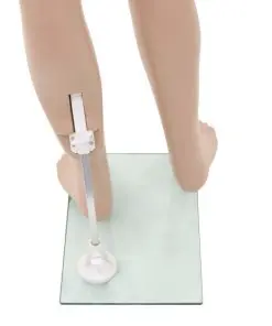 vidaXL Full Body Child Mannequin with Glass Base Beige 140 cm